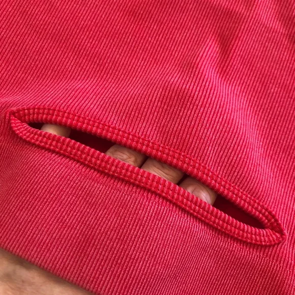 Bella Movement Beyond the Gym Slimming Fit Crop Top Size Large - Picture 2 of 6